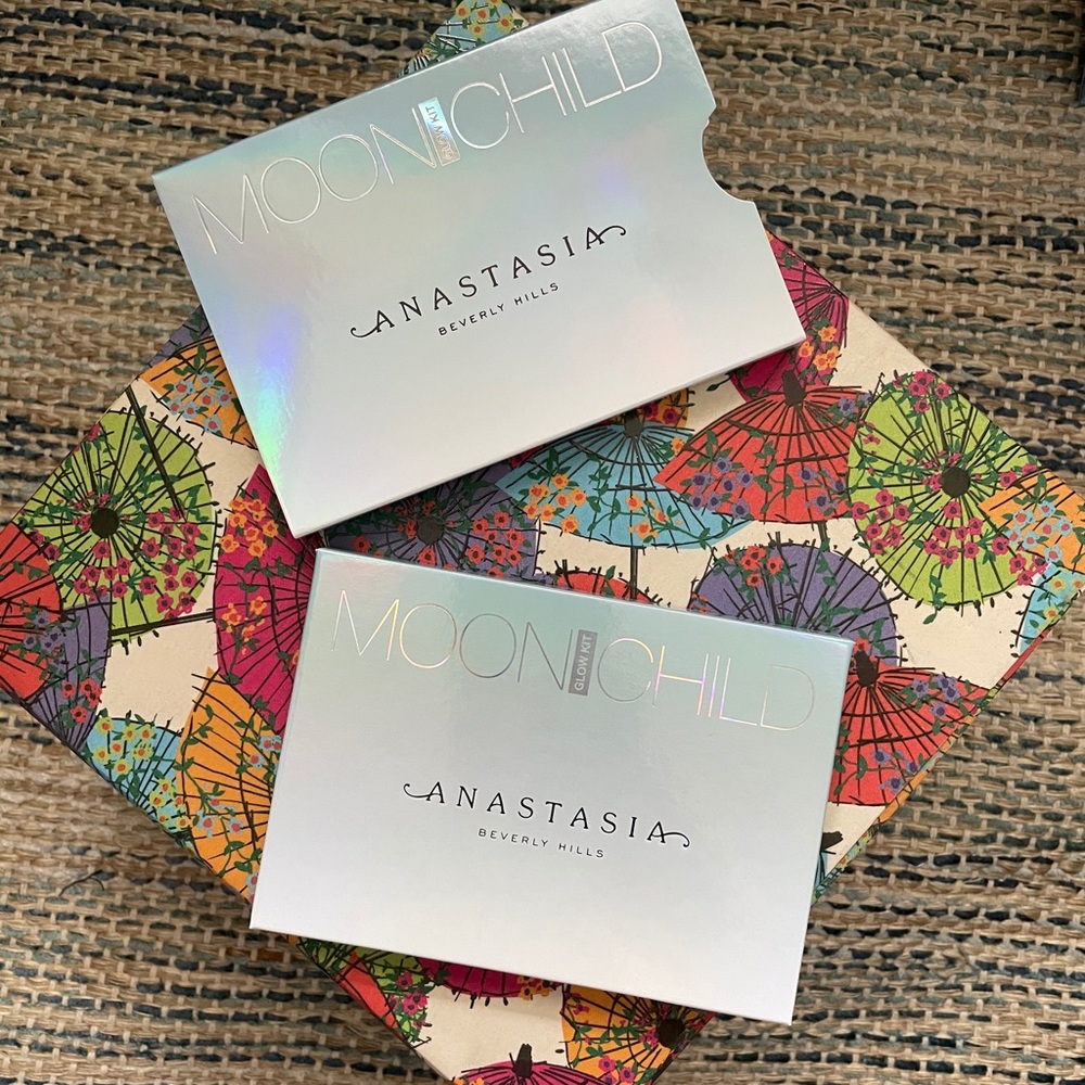 Anastasia Beverly Hills Moonchild Glow Kit